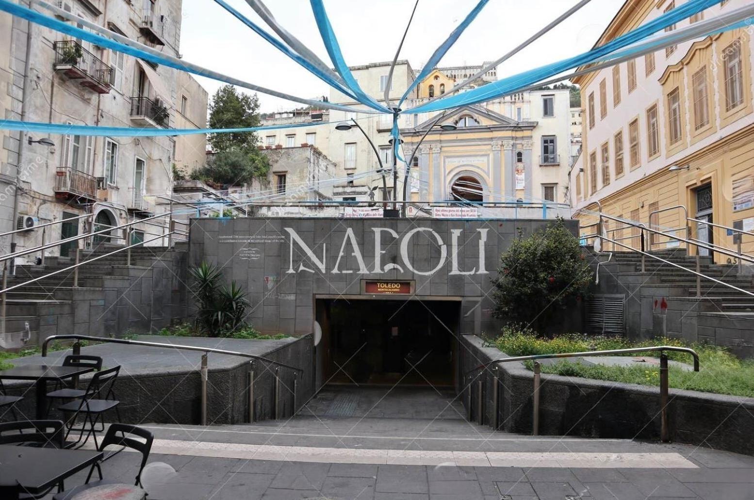 Dv House Via Toledo Quartierispagnoli Naples Exterior photo